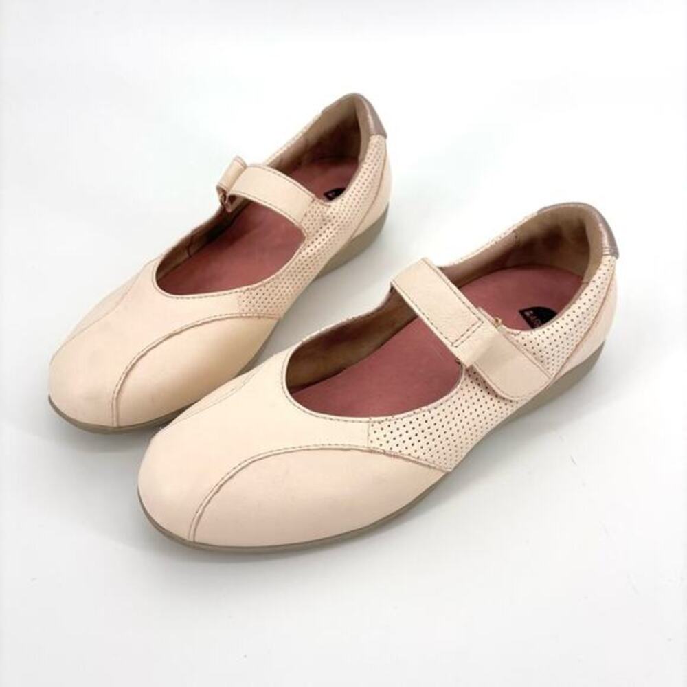 Bared Footwear Women's Pale Blush Mary Jane Flats